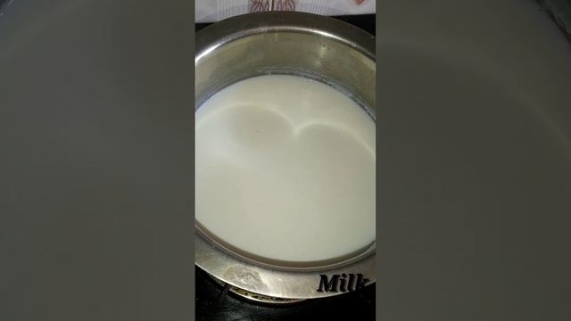 How to make Hot Coffee at Home easy recipe |Bahar jaisi cappuccino 1 minute| #shortsfeed #shorts