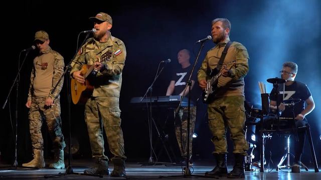 ✊🇷🇺 ДОБРОБАТ - "ДОБРОВОЛЬЦЫ ДОНБАССА"

Про героев, которые защищают Родину, про павших друзей!

До