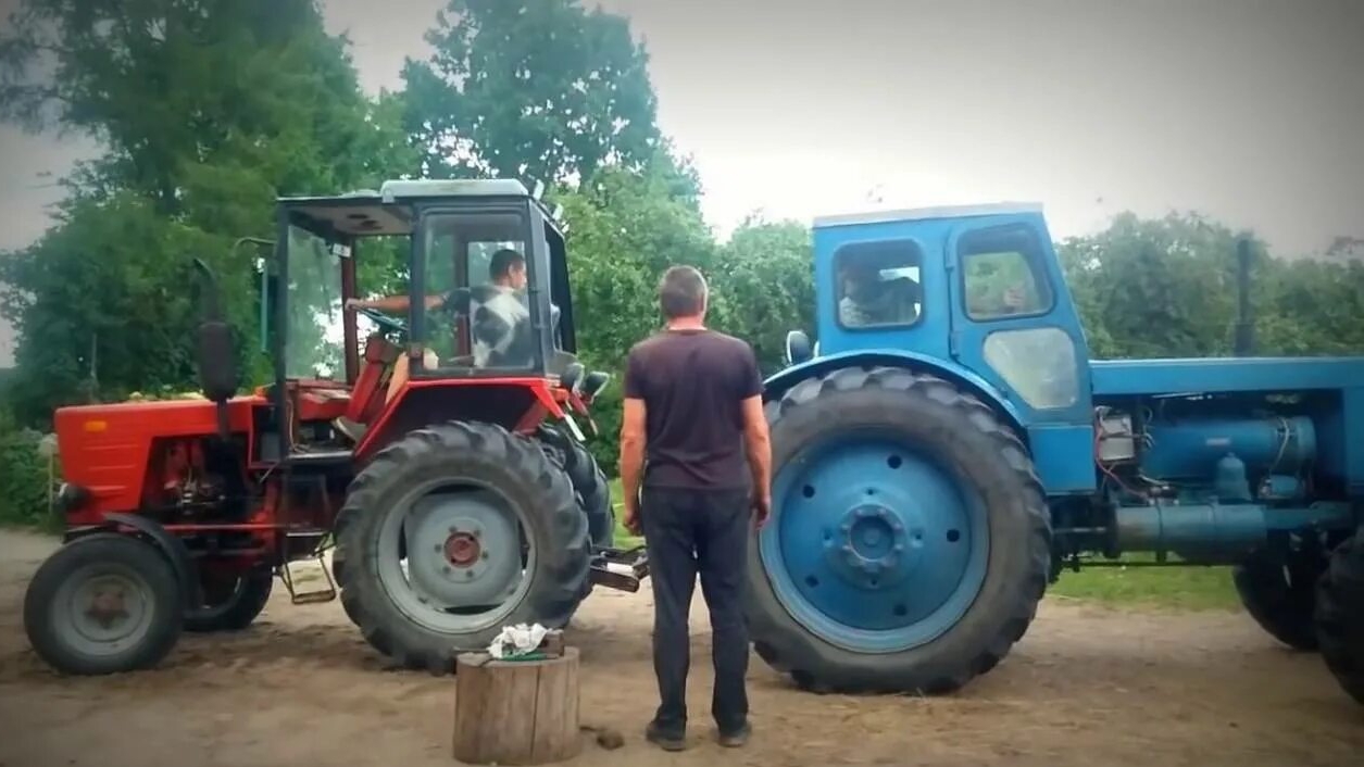 КАКОЙ ТРАКТОР ЛУЧШЕ И ГОТОВ К РОБОТЕ 
 Т-25 ИЛИ Т-40