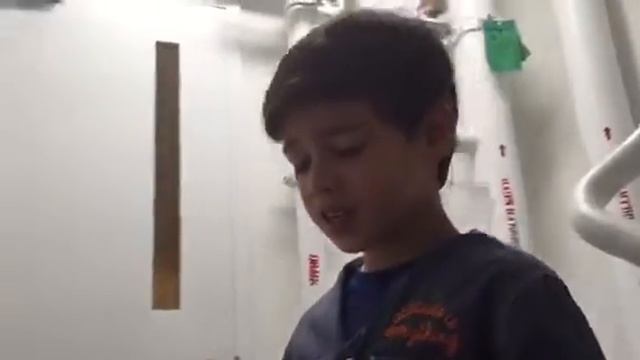 Santi Peña covering "Stitches" by Shawn Mendes