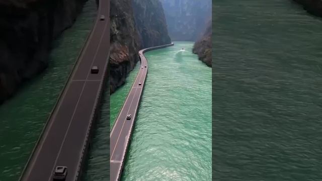 Dadu River Canyon, Китай.Национальный геопарк в провинции Сычуань.