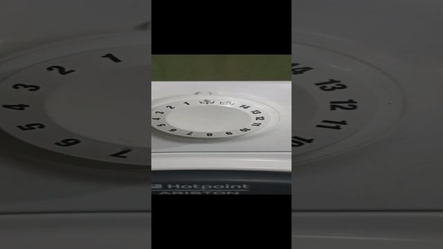 ОБЗОР СТИРАЛЬНОЙ МАШИНКИ HOTPOINT-ARISTON VMUF 501