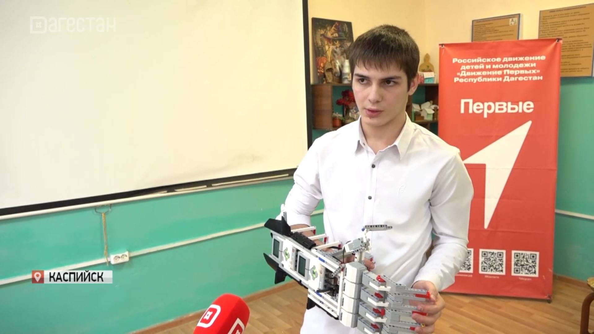 Чудо-руки из конструктора создал юный дагестанец Мухамед Ибрагимов