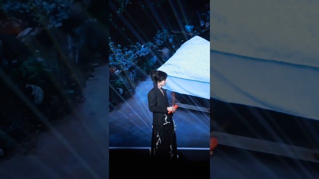 Лю Юйнин 年长 Nian Chang (Долгие годы) - съёмка из зала - Вечер великолепного наследия 16.01.2025