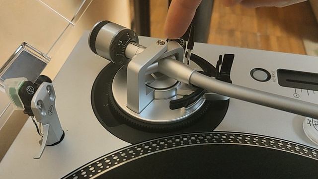 Audio-Technica AT-LP140XP люфт в тонарме