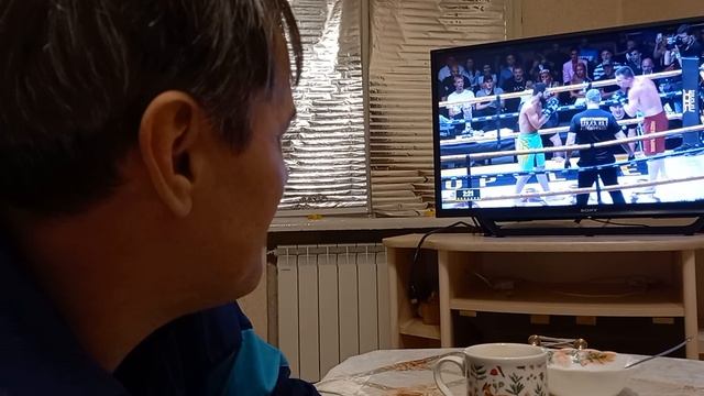 Толпа на толпу и бои командные. Жёстко и мощно.