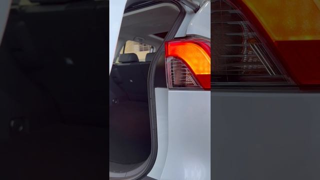 Toyota RAV4 новая 2024 года