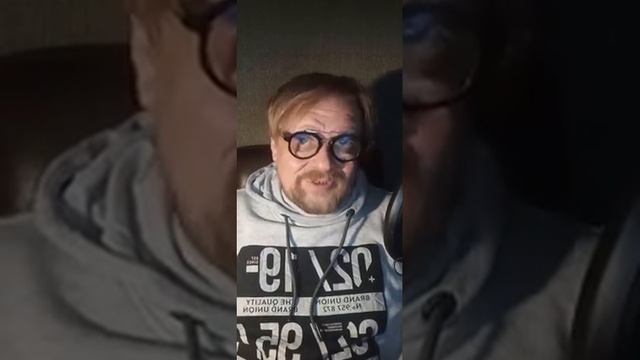 Где учиться графическому дизайну, если тебе под 30? #Shorts