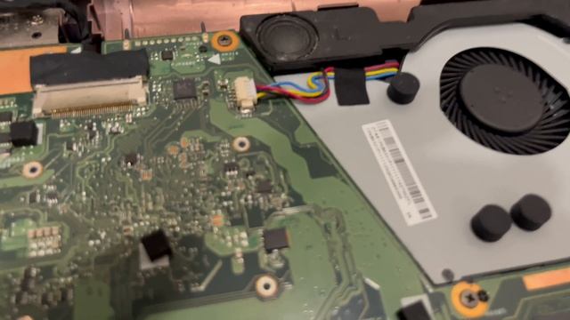 ASUS X551MAV. UPgrade и разбор