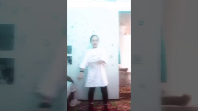 АмАнДа,ЛиНдА и РоУз🎆🤗🎧🥳🎆😭🐱😭🤩👇