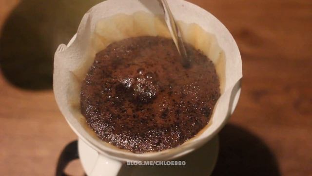 60 Seconds Video - hand drip coffee