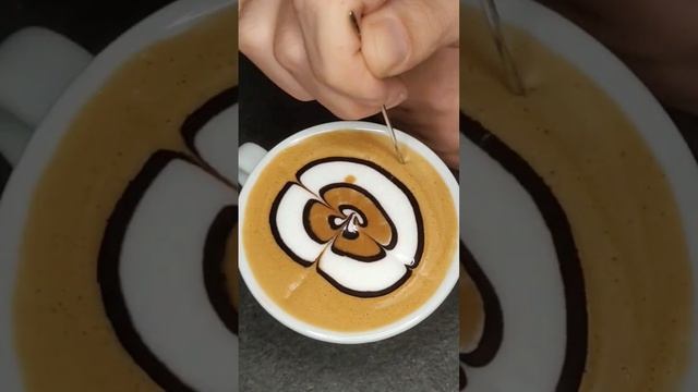 #etching #cappuccino #latteart #cioccoart #easy #baristamattiaboasi #coffee #coffeelover #shorts
