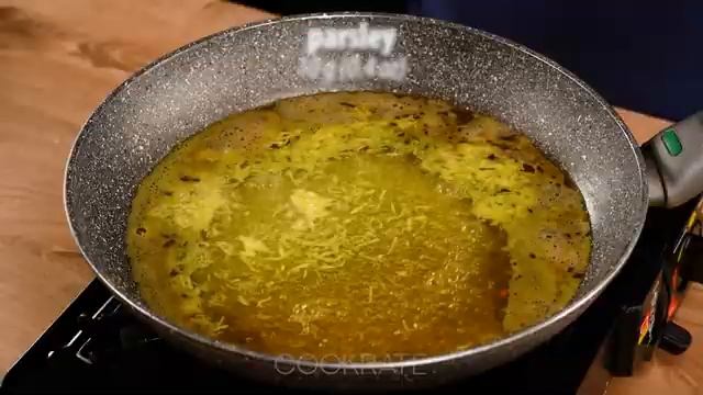 Рецепт грудки с пармезаном и честноком