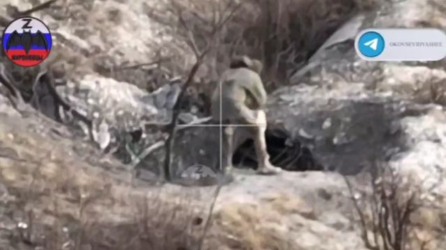 Боец ВС РФ закинул бутерброд из противотанковых мин в укрытие противника