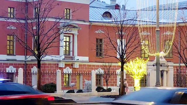 Здание Московского Английского клуба. Дом со львами, увековечен в "Евгении Онегине"