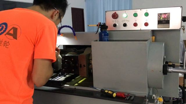 FEDA knurling machine with 15T hydraulic rolling force