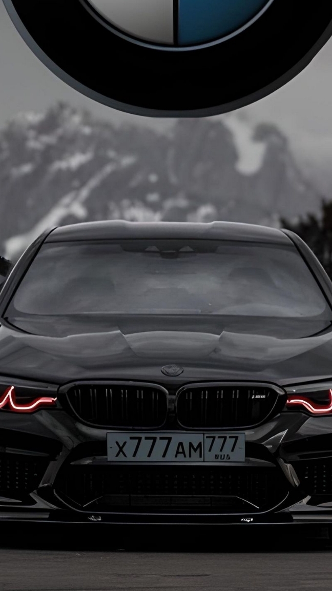 едем на BMW M5 F90