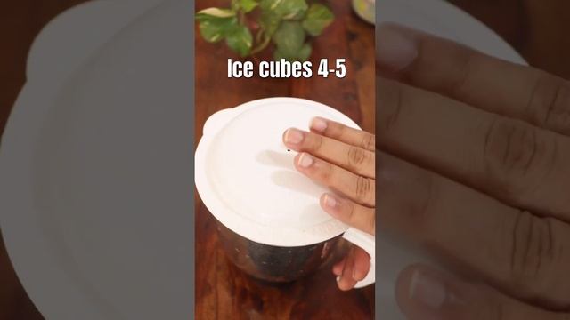 1Min Sasti Cold Coffee ghar pe banao aur cafe jana bhul jao💃😍 Instant cold coffee recipe #shorts #y