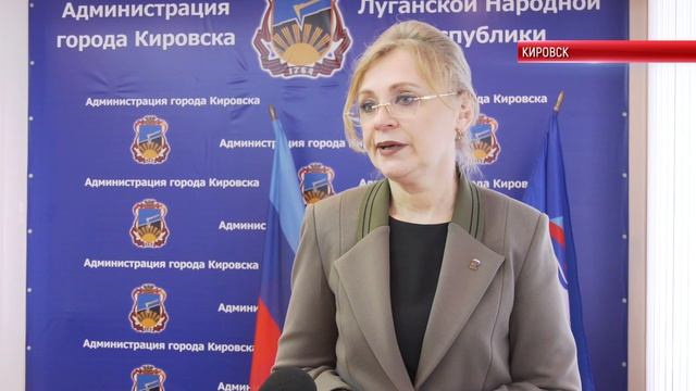 ТК «Родной». Работникам сферы физической культуры и спорта торжественно вручили удостоверения