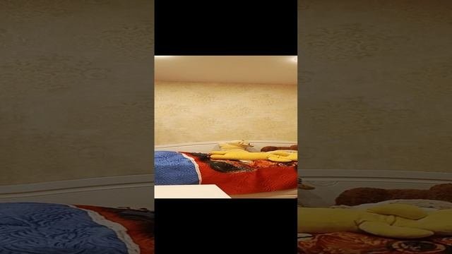 и ещё 1 друг