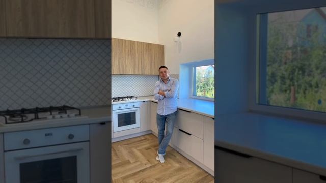 Меня зовут Айдар, мы с командой студии мебели ORANGE делаем хорошую мебель на совесть
