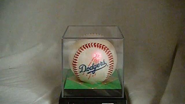 Dodgers Light Up Baseball!