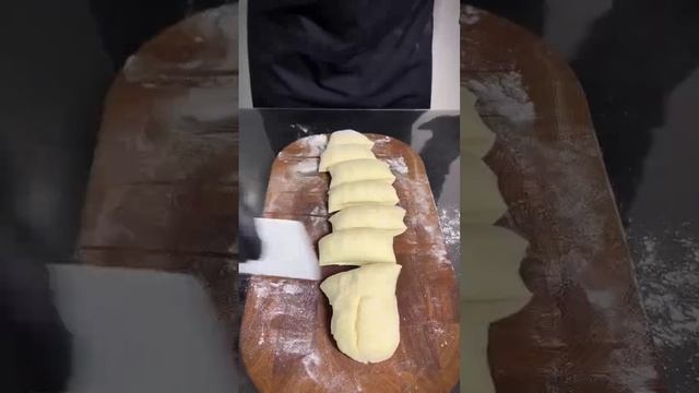 🥙 Кунжутные лепешки 
с начинкой