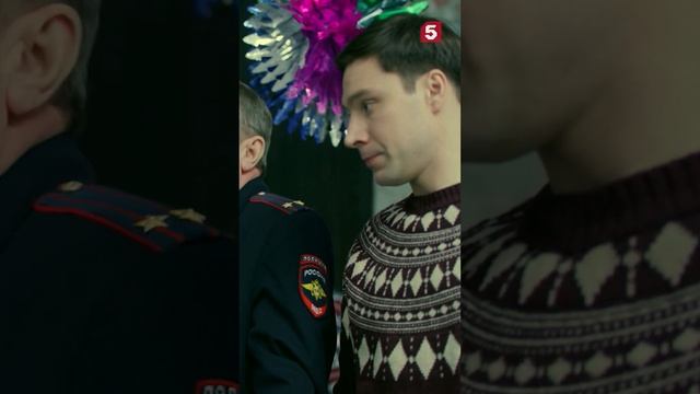 Чуть все таки подзапылился #пятыйканал #юмор #приколы #лучшиефильмы #детектив #кино