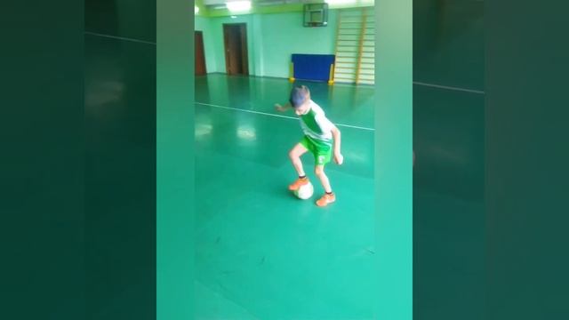 Street soccer tutorial Clapping