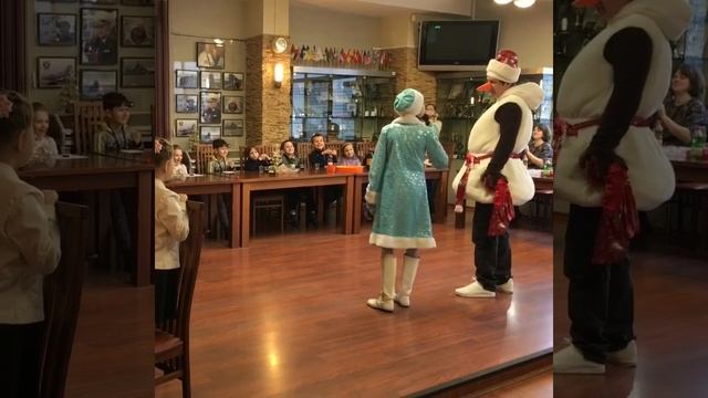 Снегурочка и снеговик. Детская программа. Москва. Артист Игорь Серебряный