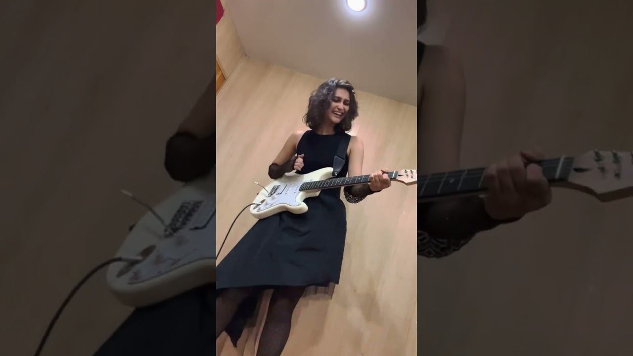 everybody here hates you // Courtney Barnett