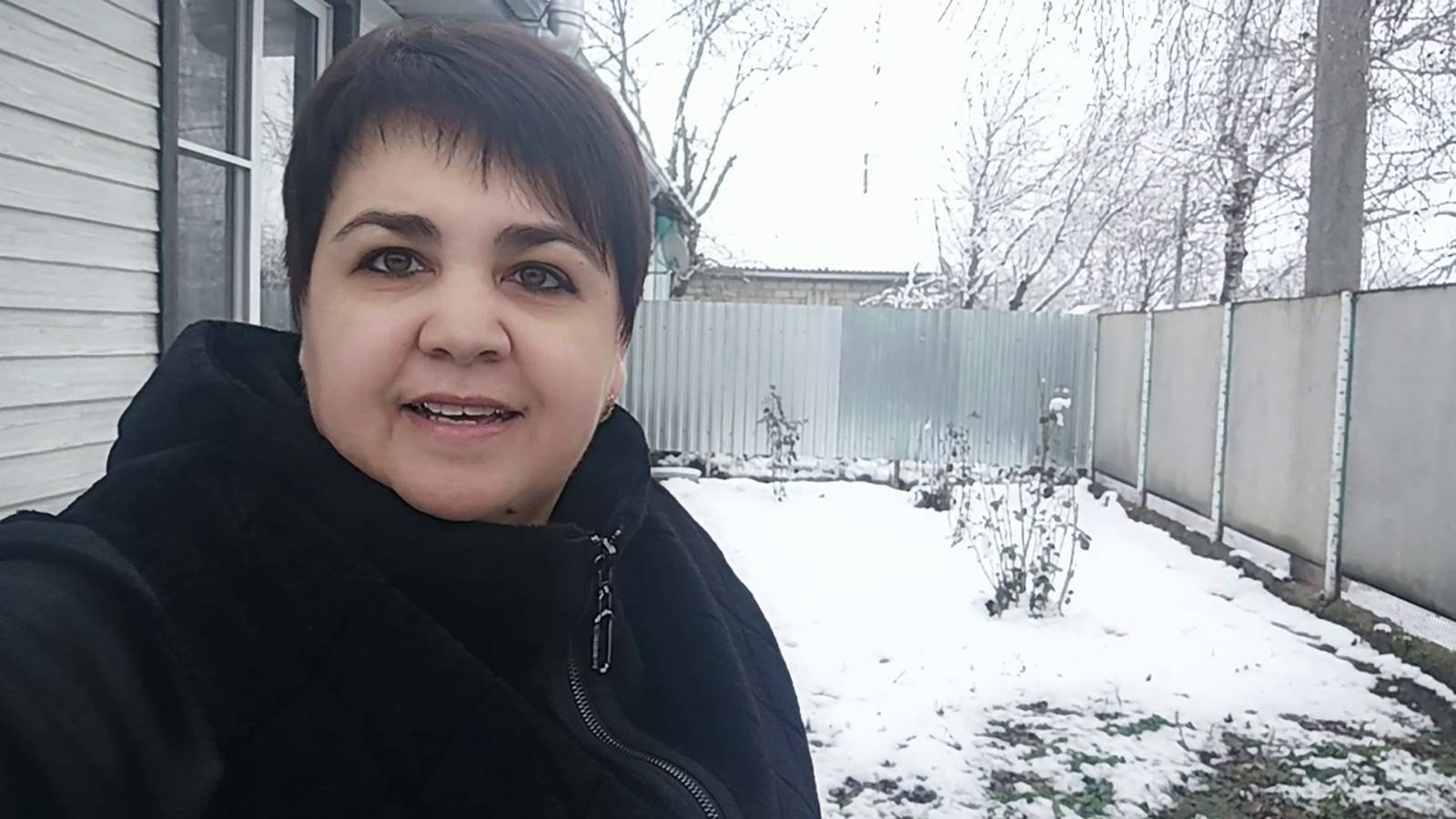 У нас снежок и распаковка