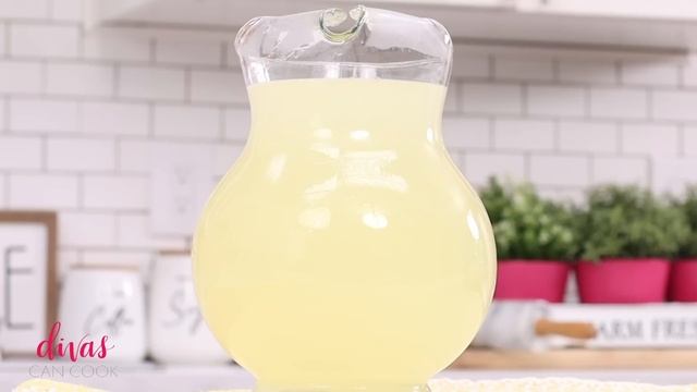 Hot Pink Lemonade Recipe 😍 ( So Pretty & All-Natural!)
