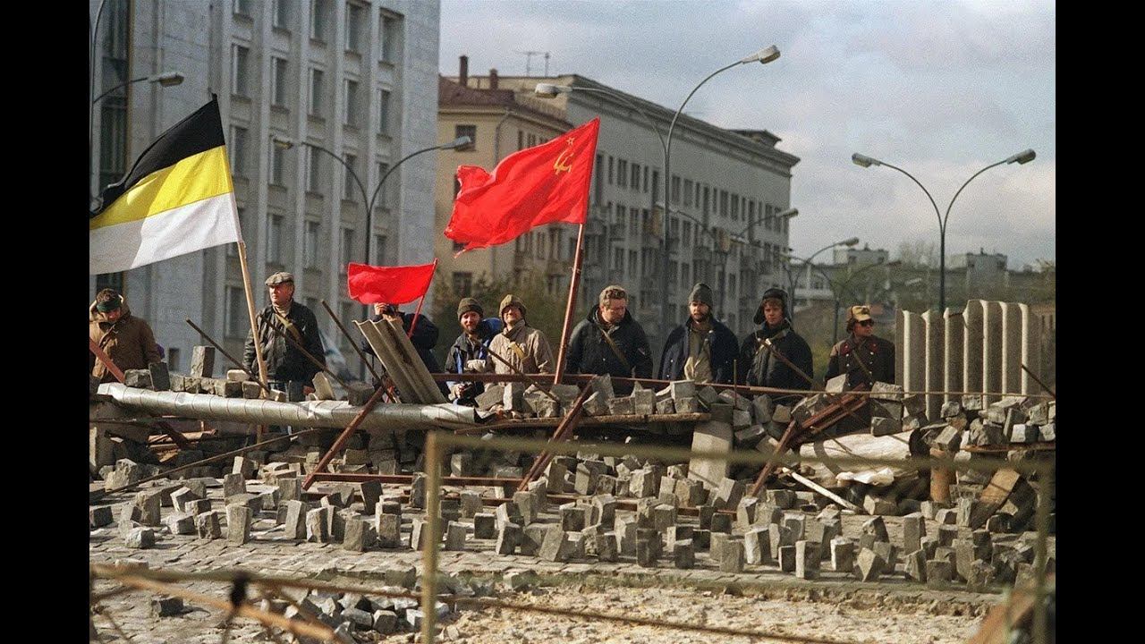 13. Адольф Виссарионович меняет профессию.