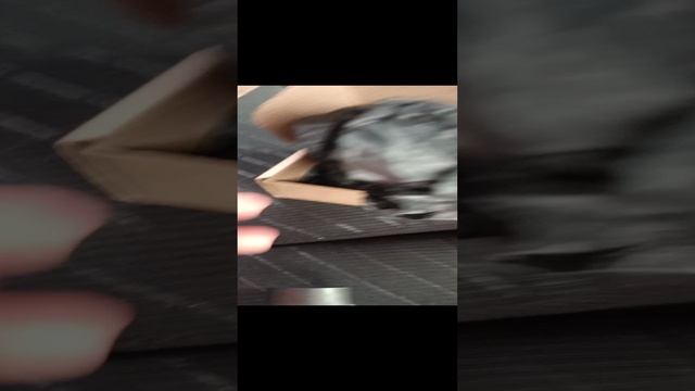 коробка от неизвестного