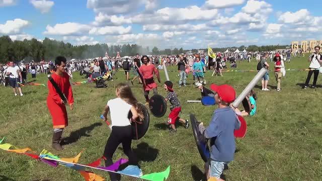 Детский потешные бои на фестивале "Гуляй-город" 2022