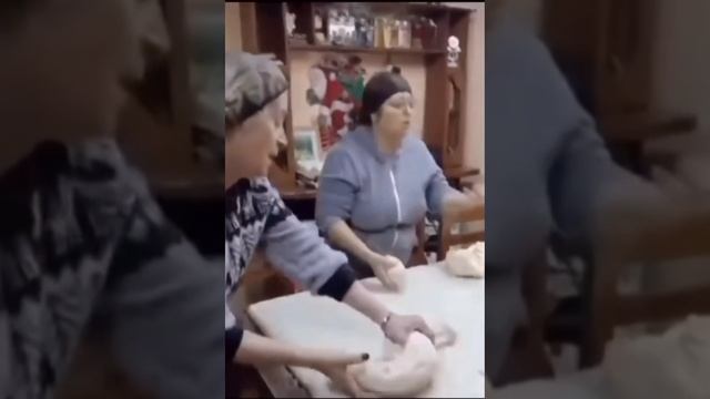 - стол