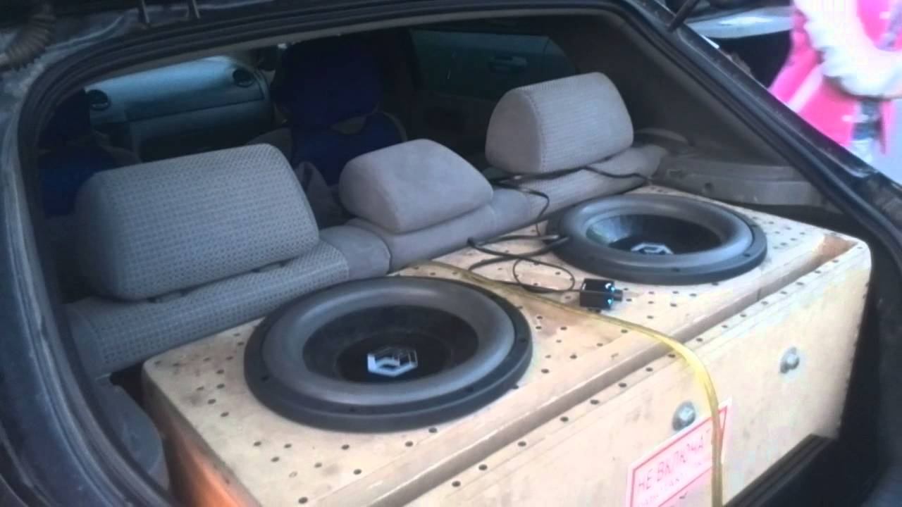 2 саба Урал в багажнике lacetti