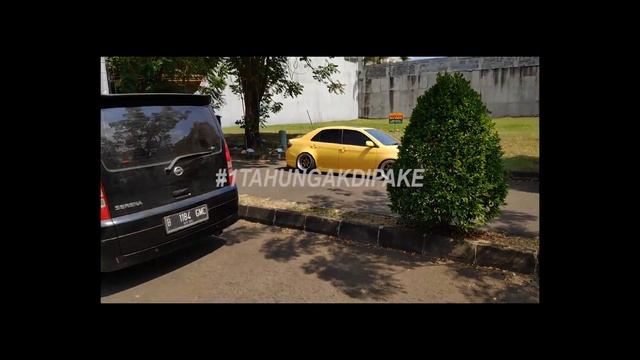 mobil bekas taksi TOYOTA LIMO 2005 BANGKE