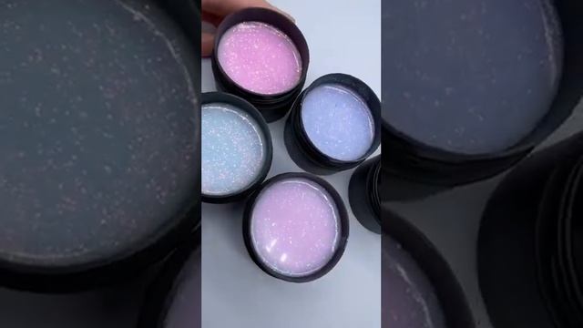 КАУЧУКОВЫЕ БАЗЫ SNOW с хлопьями Юки от Gel nail