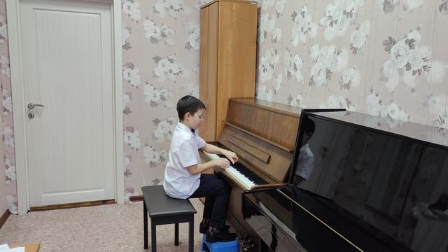 Елизаров Еремей, 9 лет, Ё. Накада "Танец дикарей"