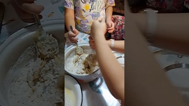 Вкусняхи😋🥧🍰