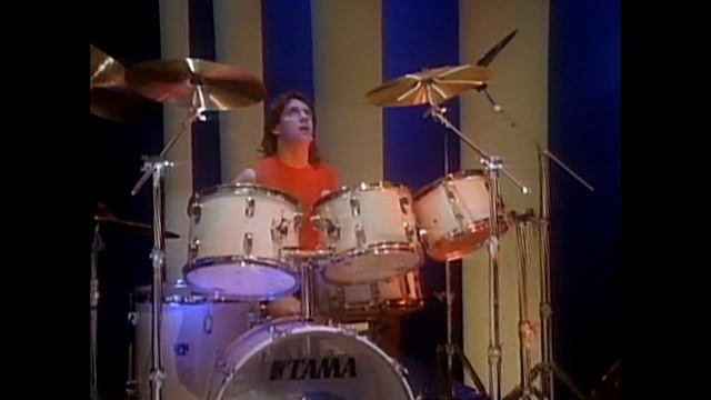 The Outfield - Your Love (1986)