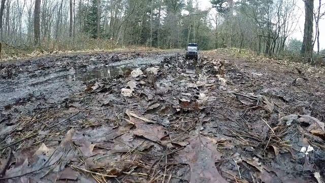RC Land Rover Off-Roading