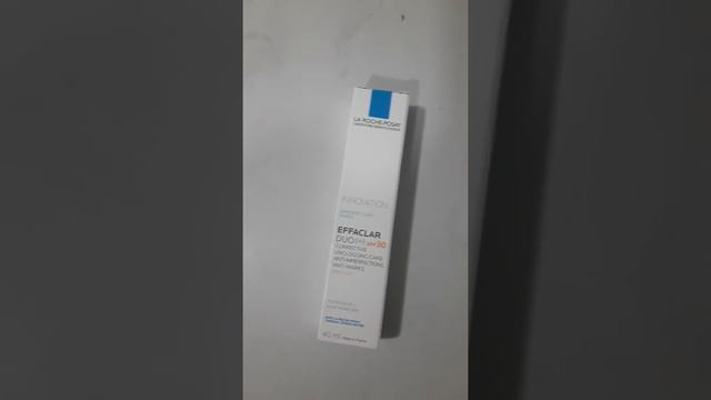 كريم خرافي لإزالة حب الشباب و أثاره فعال ومجرب (effaclar duo+)
