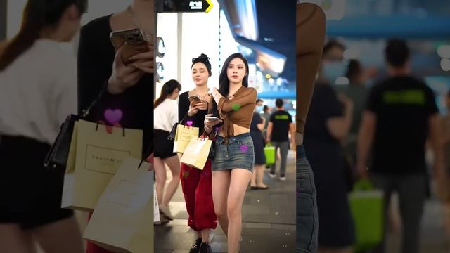 TramAnhHDTV #Short0019 #BeautifulWoman #PerfectBody #StreetFashion #longlegs