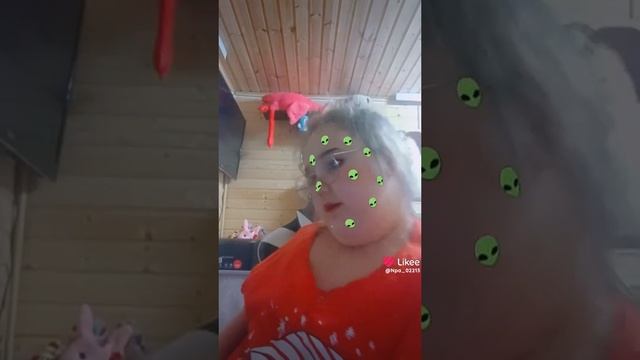 сидим с бобром за столом 2 на ужин готовим палёно