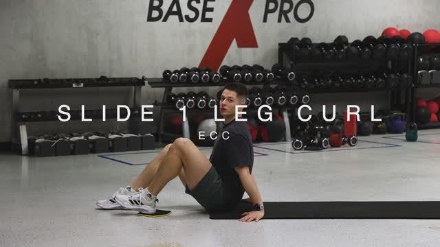 SLIDE 1 LEG CURL ECC/ Эксцентрическое разгибание 1 ноги в слайде