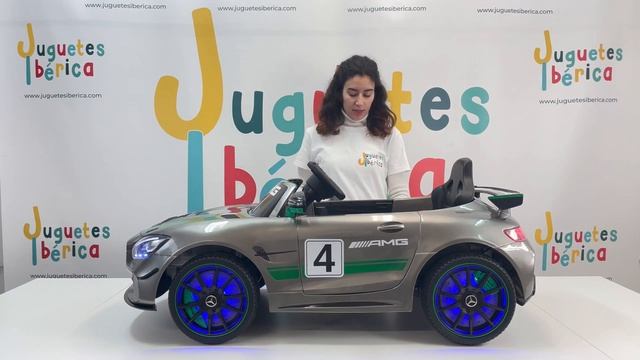 Vídeo del deportivo eléctrico para niños con licencia Mercedes Benz AMG GT4 12V