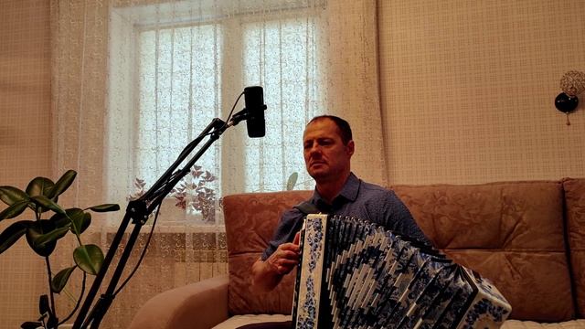 Медляк (Mr.Credo) На гармошке